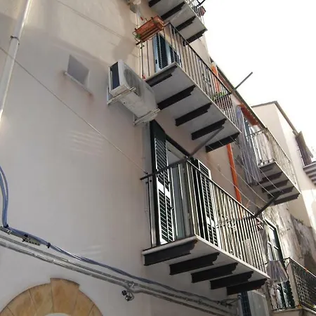 Casa Smeraldo Holiday home *